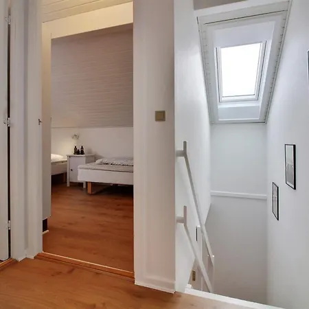 Lejlighed Anelia - 2-3km From The Sea By Interhome