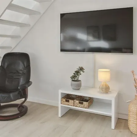 Anelia - 2-3km From The Sea By Interhome